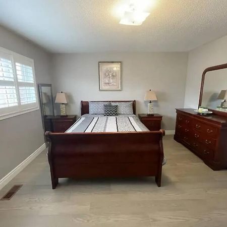 Elegant & Luxurious 3 Bedroom Home Mississauga Eksteriør billede