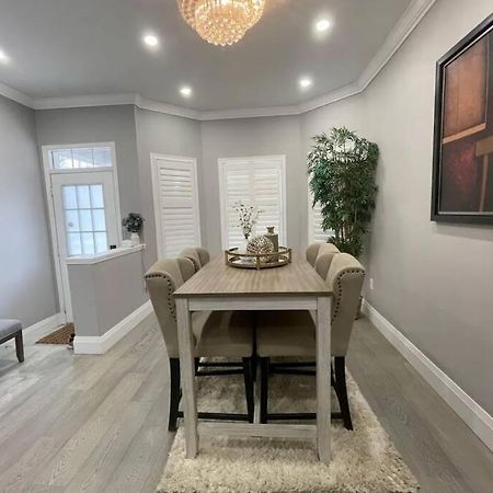 Elegant & Luxurious 3 Bedroom Home Mississauga Eksteriør billede