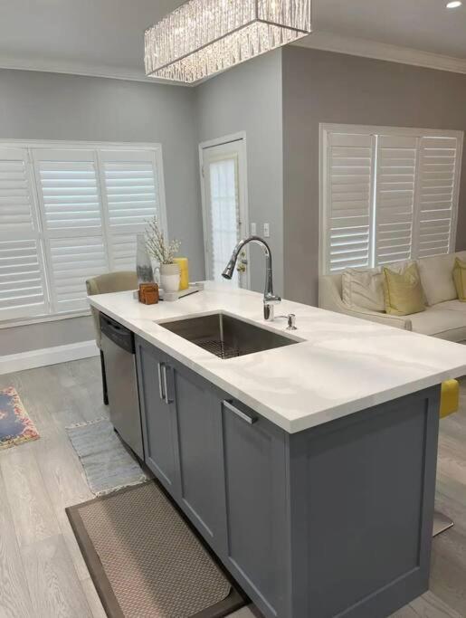 Elegant & Luxurious 3 Bedroom Home Mississauga Eksteriør billede